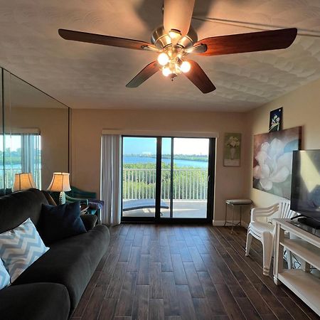 Bayshore Yatch Tennis Condo 2Br 3 Beds, Walking Distance To Beautiful Quite Beach เคลียร์วอเตอร์บีช ภายนอก รูปภาพ