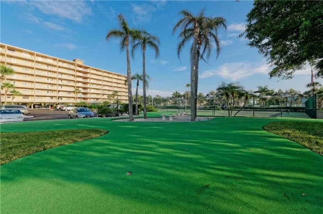 Bayshore Yatch Tennis Condo 2Br 3 Beds, Walking Distance To Beautiful Quite Beach เคลียร์วอเตอร์บีช ภายนอก รูปภาพ